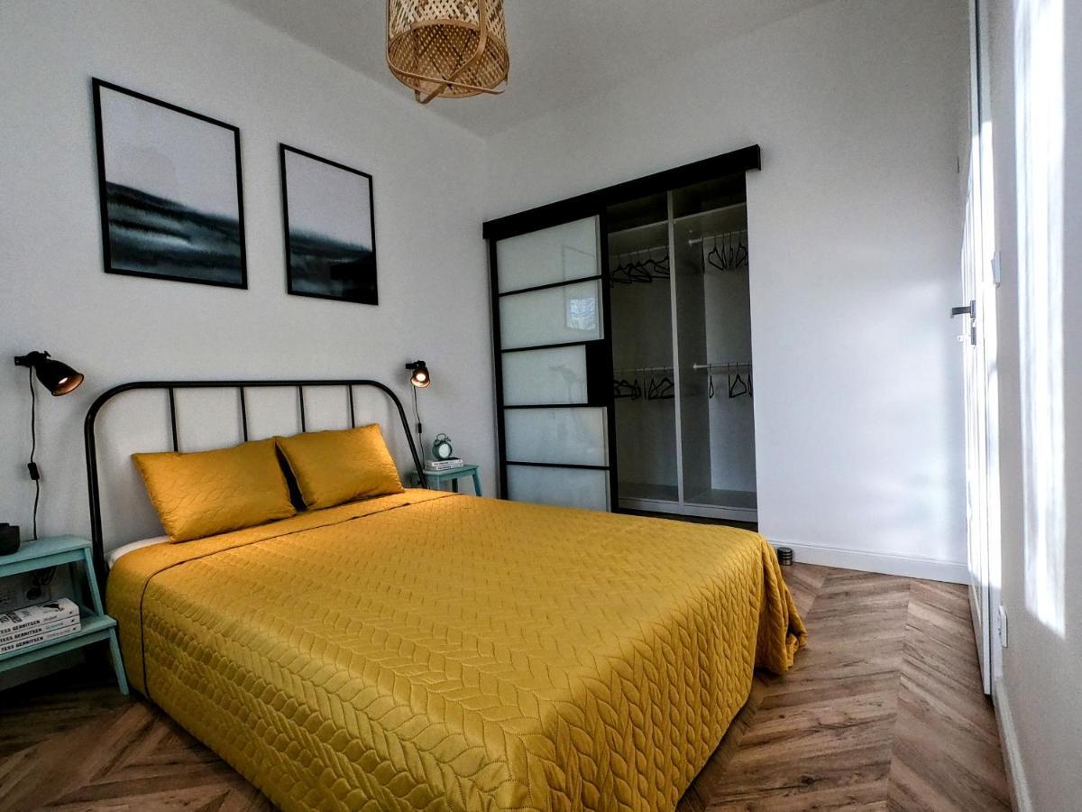 Przytulny Apartament Przy Sokolskiej - 550 Metrow Od Spodka Katowice Luaran gambar